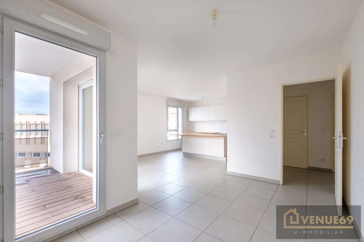 Appartement à LYON-8E