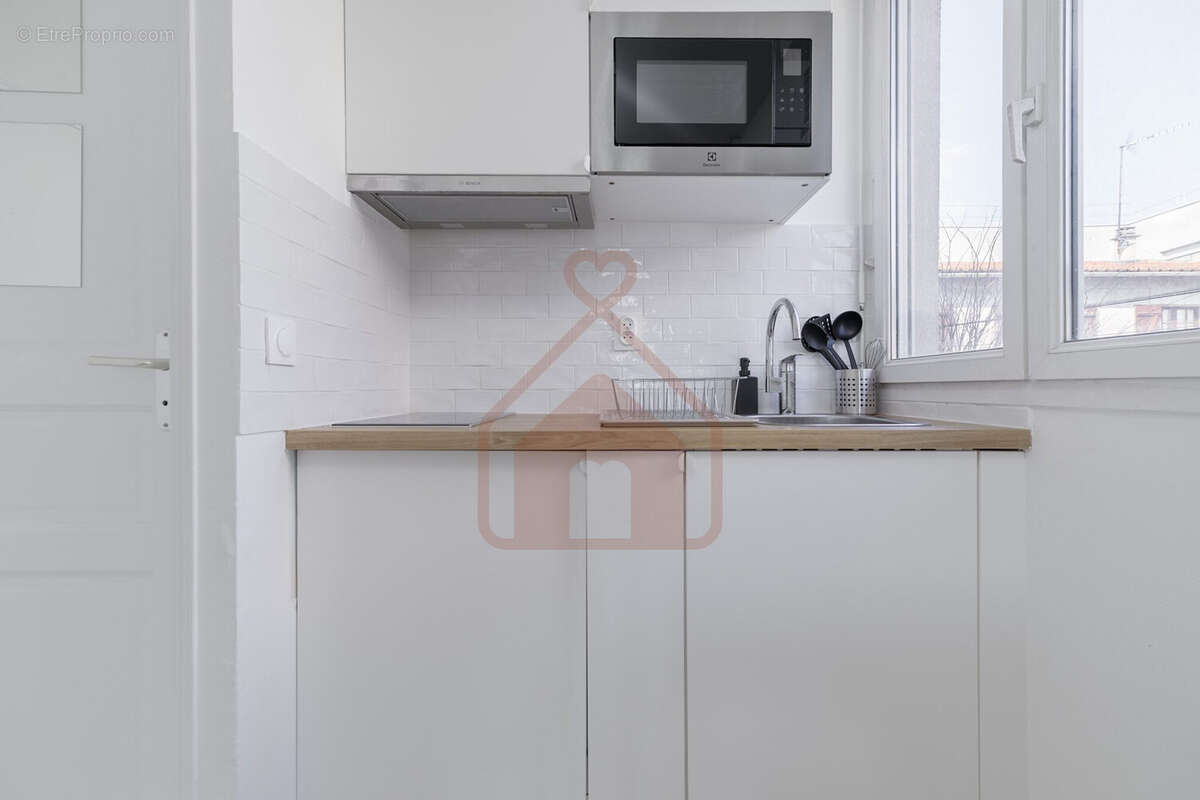 CUISINE OUVERTE  - Appartement à VILLEJUIF