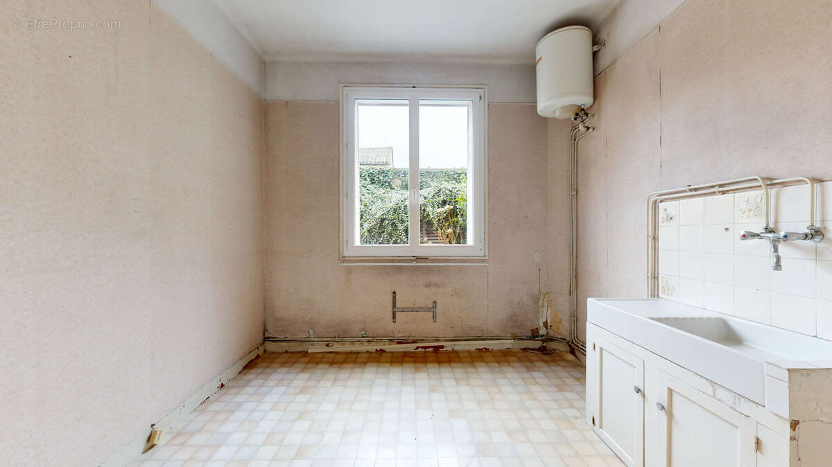 Maison à SAINT-HILAIRE-DU-HARCOUET