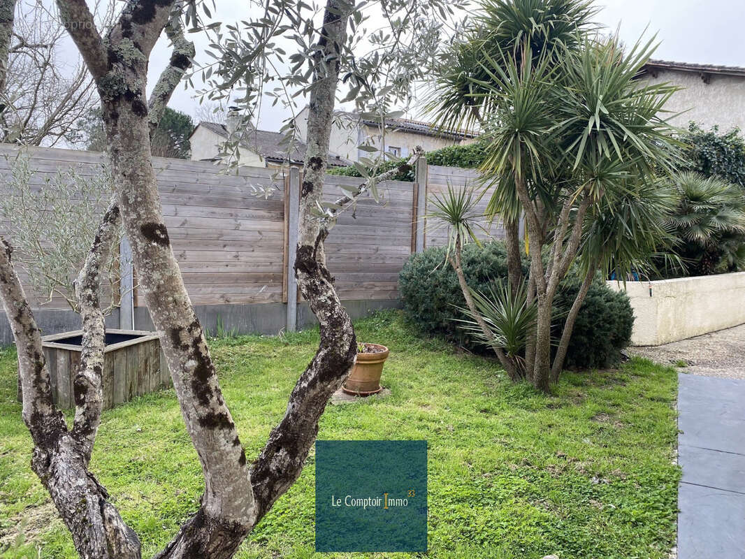 Maison à SAINT-LOUBES