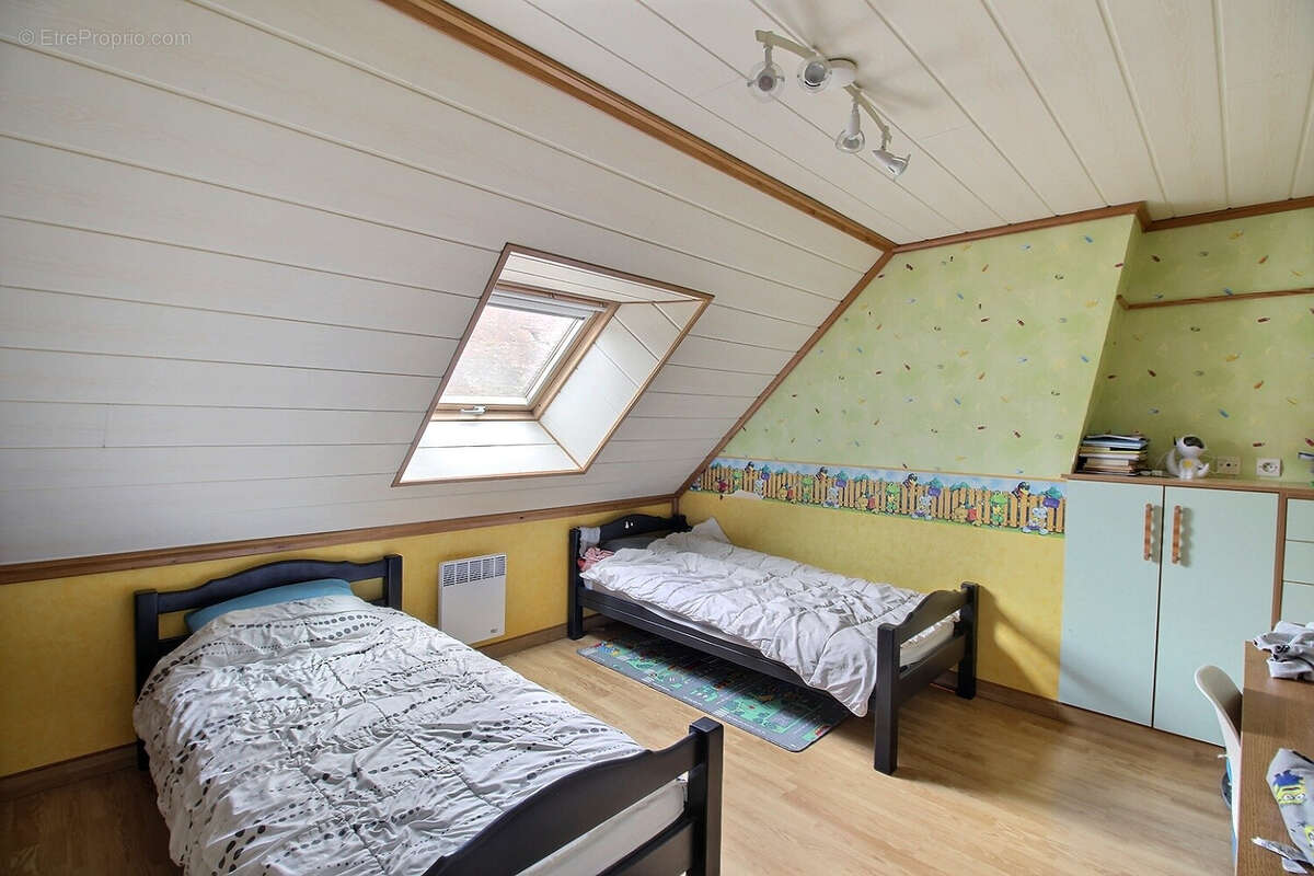 Maison à BUSSY-EN-OTHE