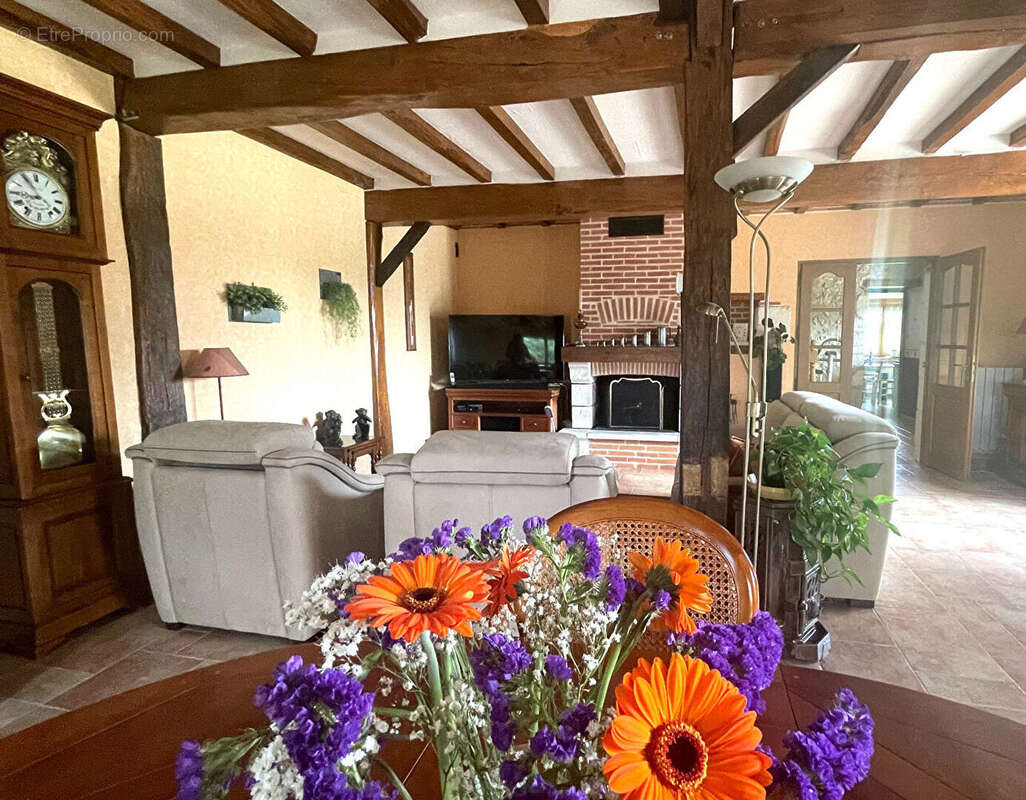 Maison à HAUTEFAGE-LA-TOUR