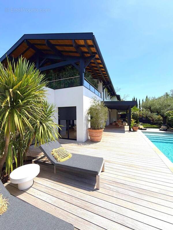 Maison à GUJAN-MESTRAS