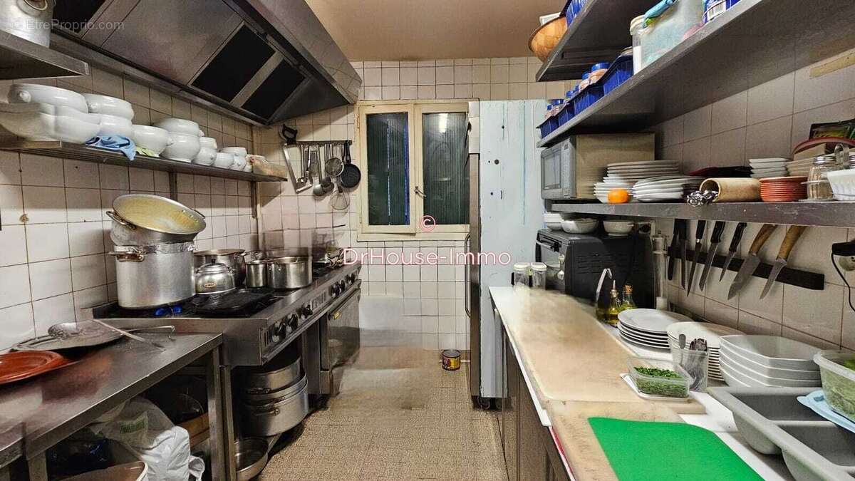 Commerce à MAUREPAS