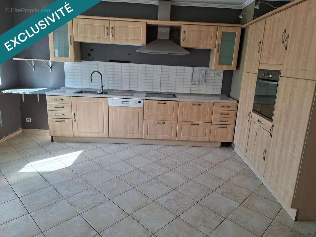 Maison 152 m² à Petite-Rosselle  - photo 2