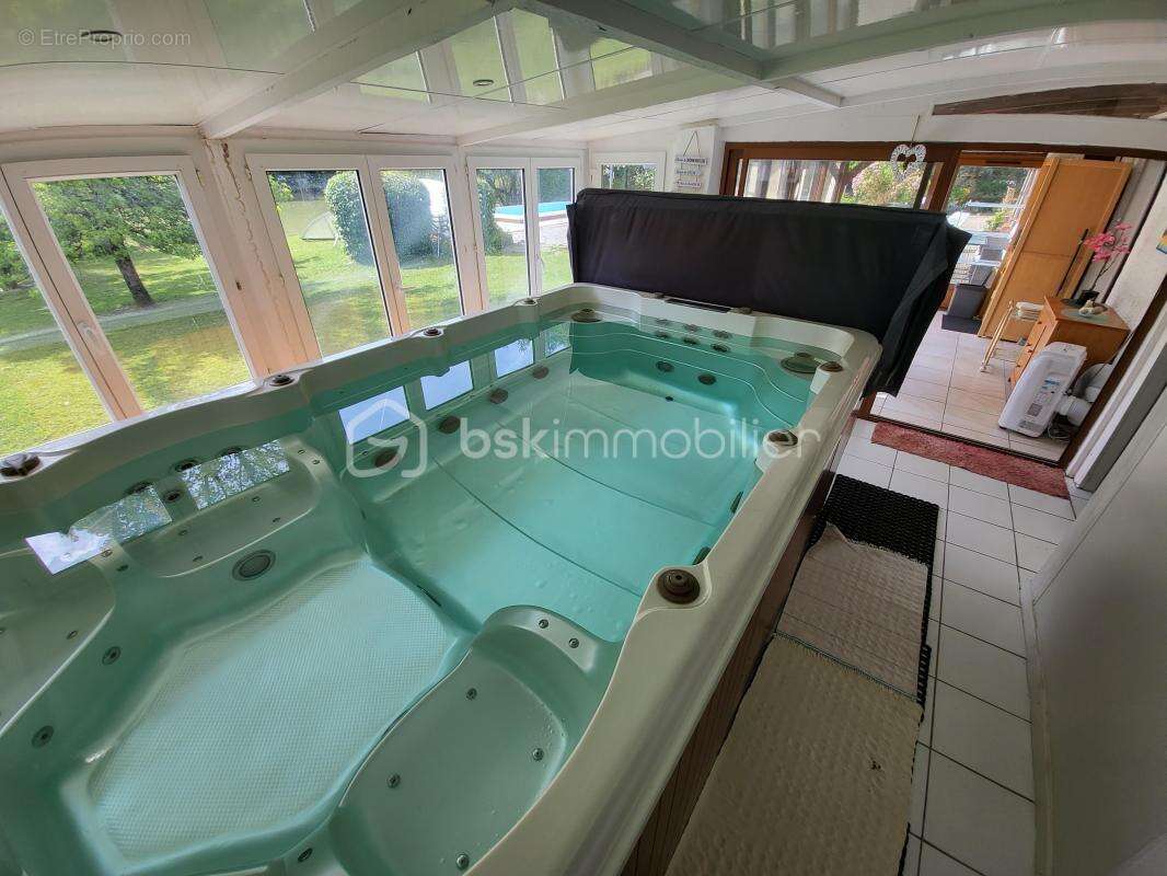 Maison à BOUZY-LA-FORET