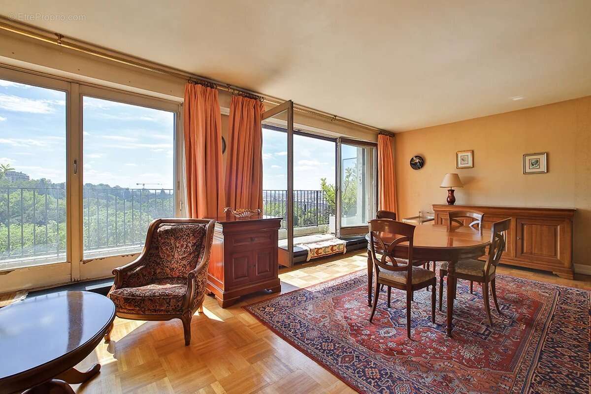 Appartement à PARIS-19E