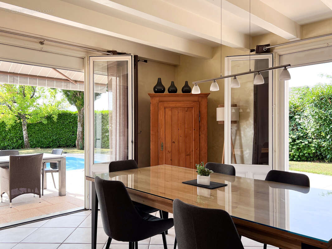 Maison à METZ-TESSY