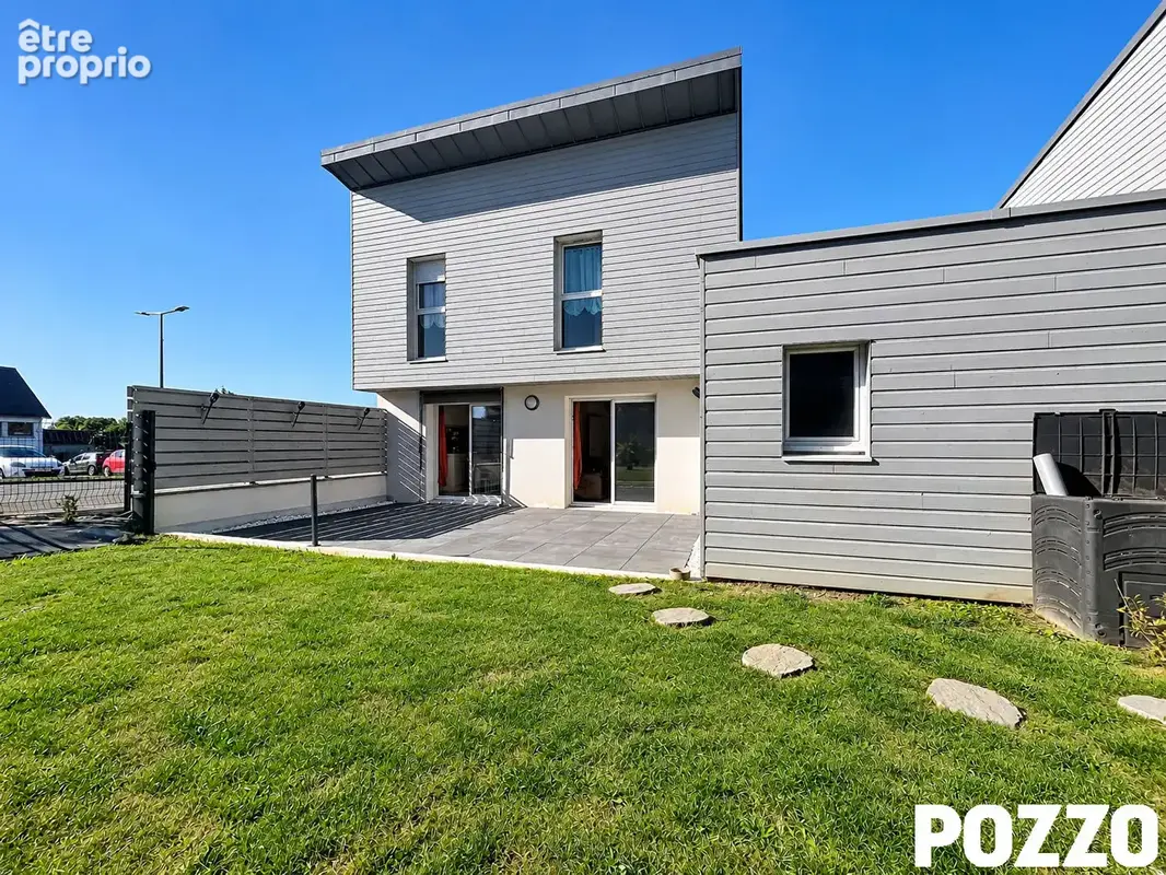 Photo Maison à Saint-Planchers au prix de 297 500€