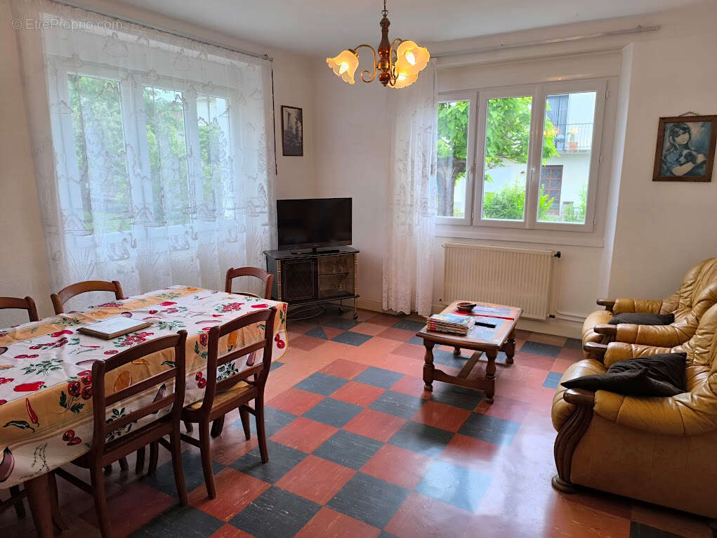 Maison à CAPDENAC-GARE