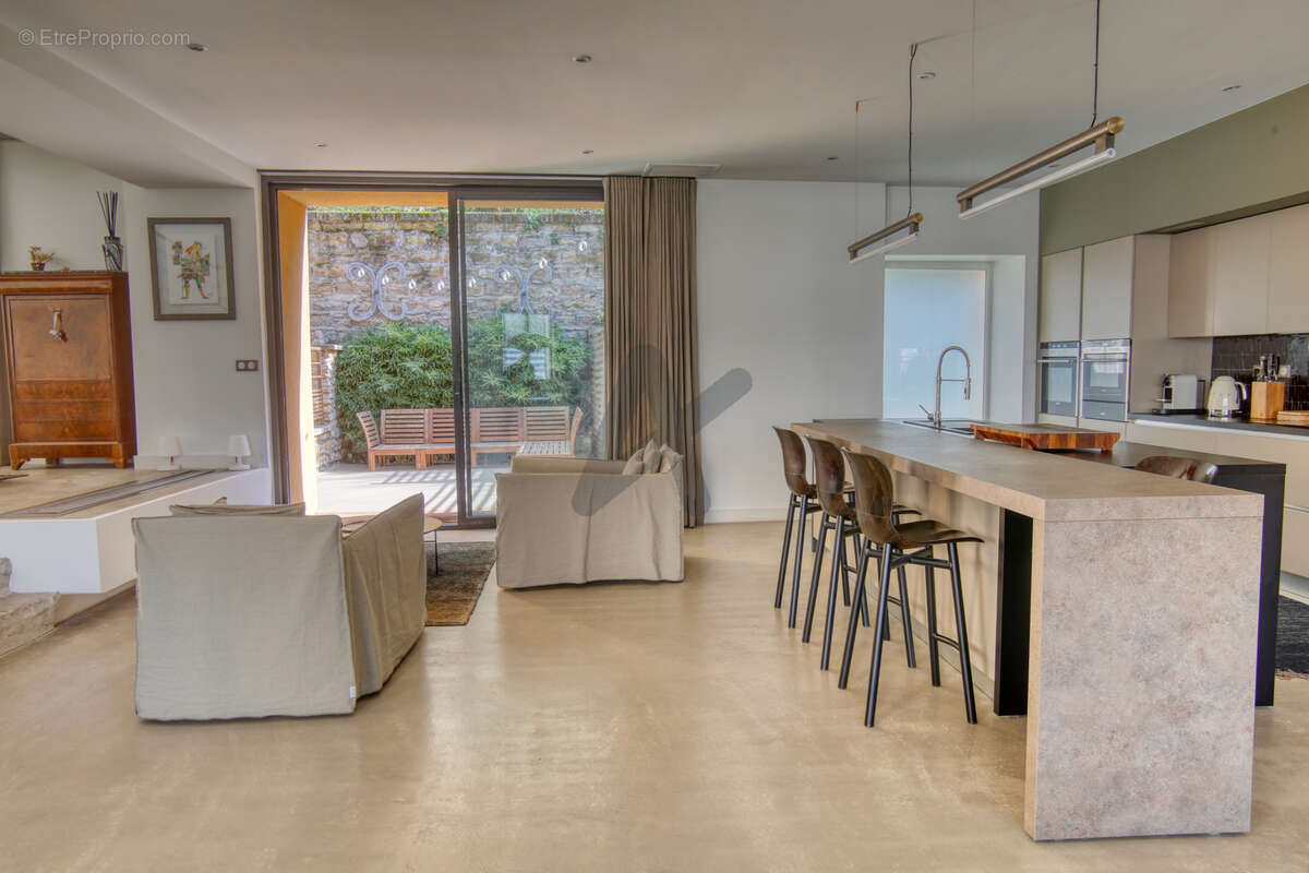 Maison à LYON-4E