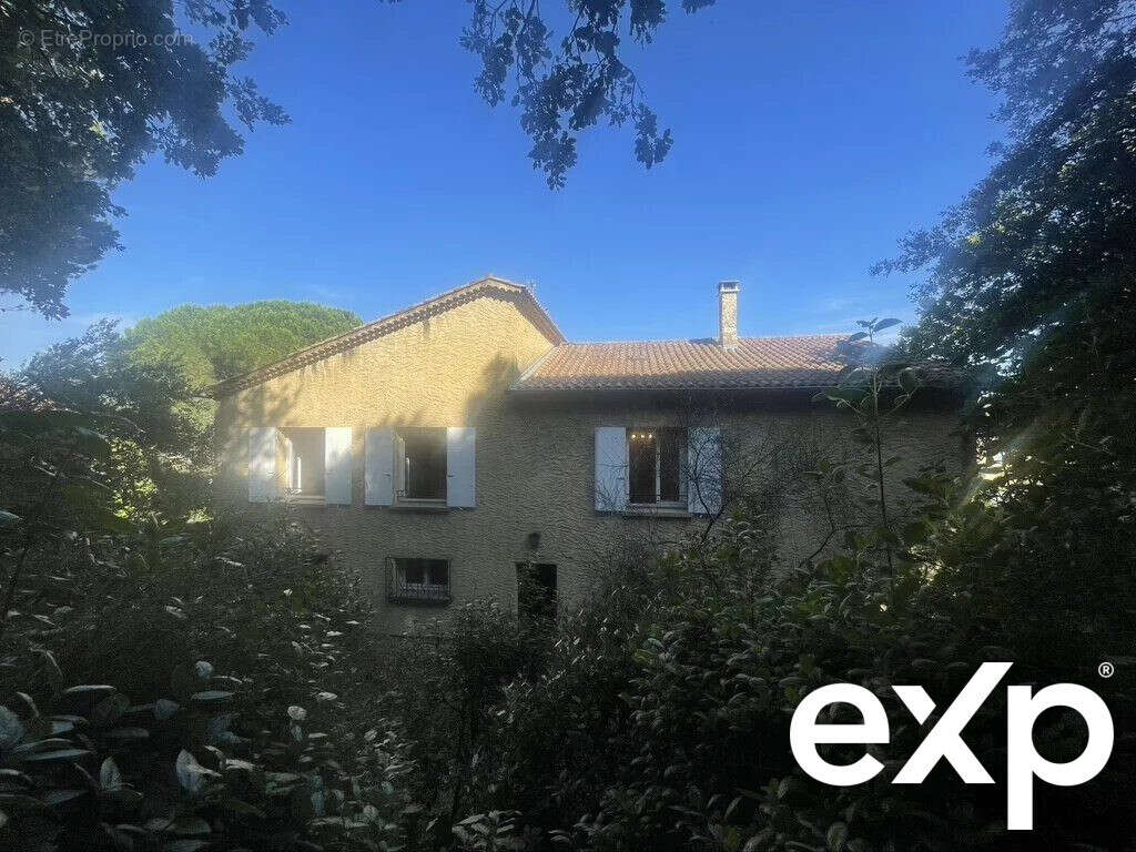 Maison à BAGNOLS-SUR-CEZE