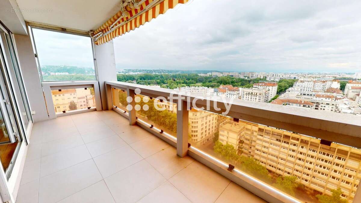 Appartement à LYON-6E