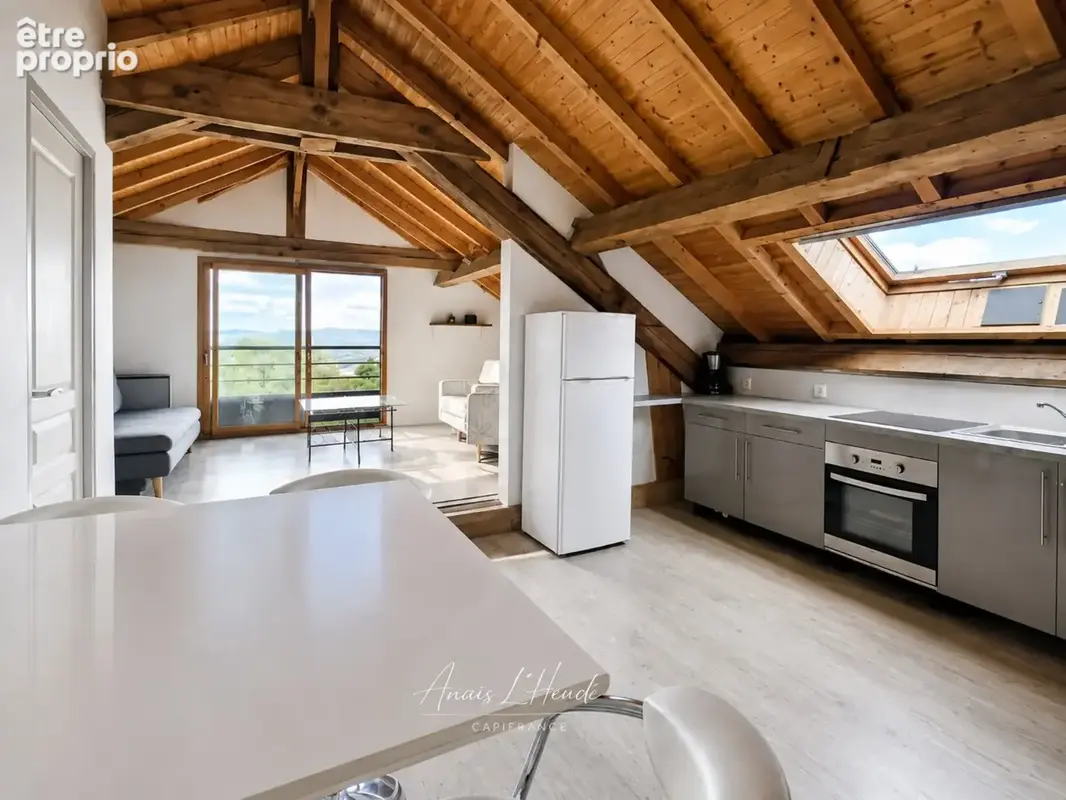 Propriété d’exception – près de 300 m² – 2,7 hectares – installations equestres - logements independants - photo 8