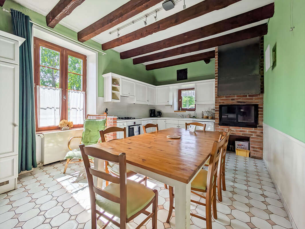 Maison à BAGUER-MORVAN