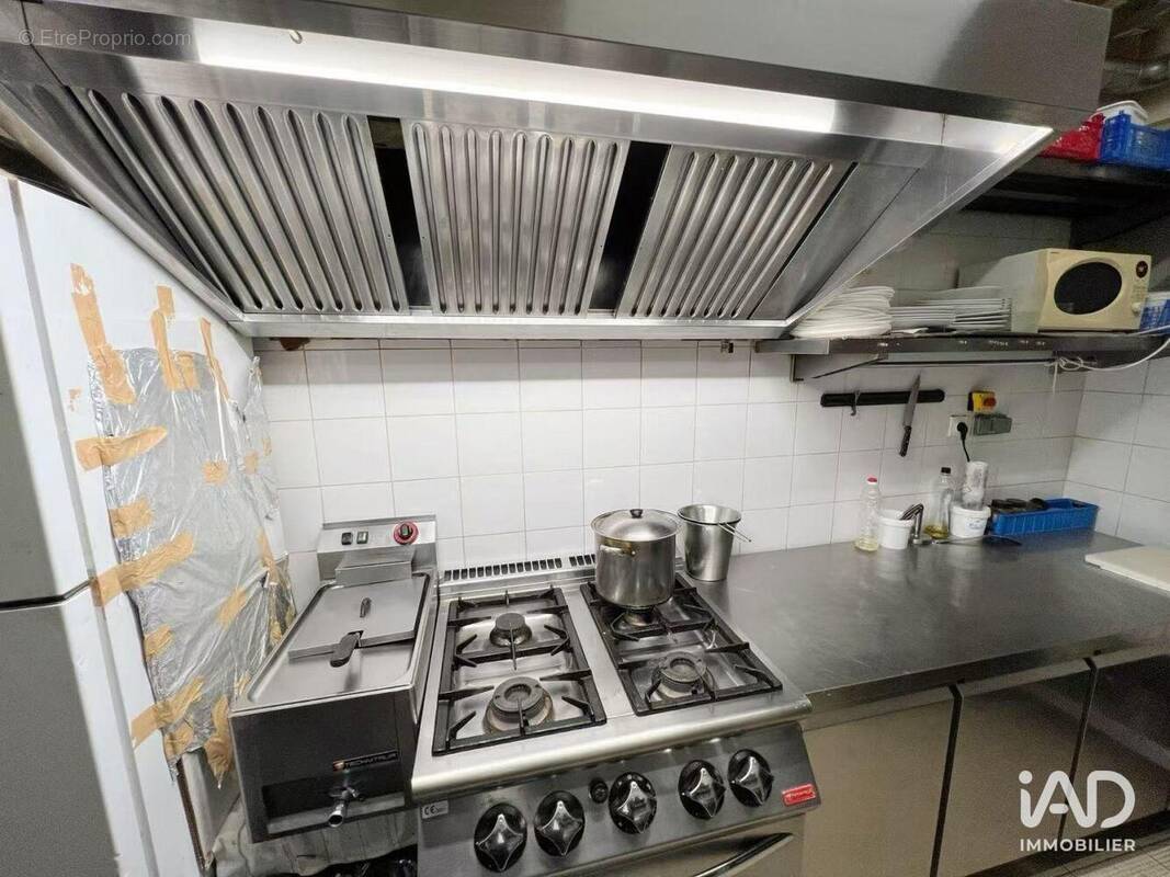 Photo 1 - Commerce à PANTIN