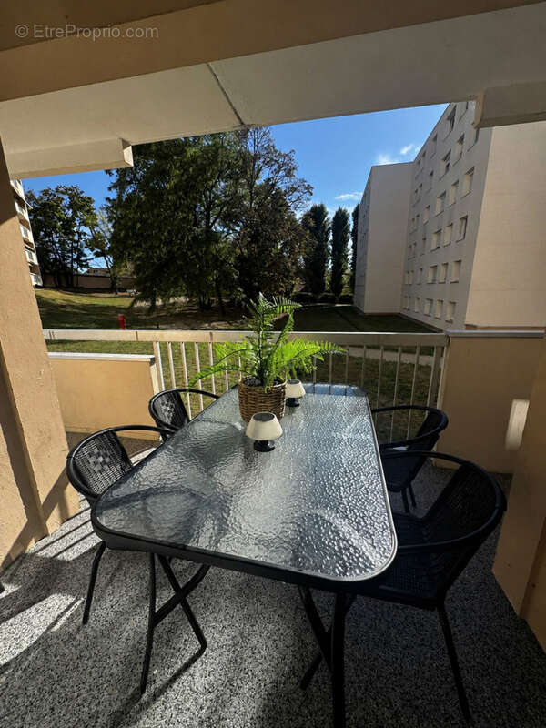 Appartement à PONT-DE-CHERUY