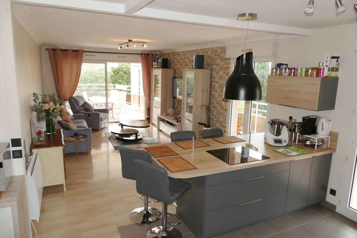 Appartement à LE CANNET