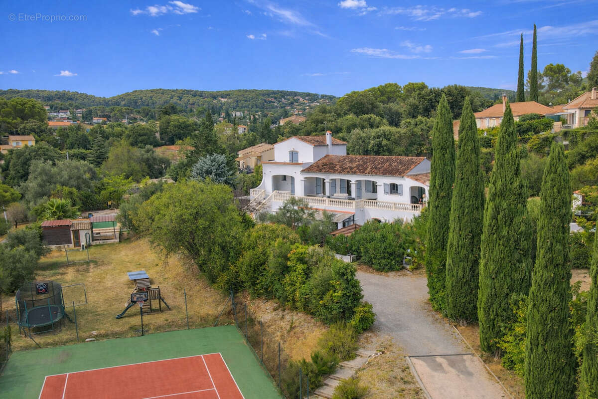 Maison à LORGUES