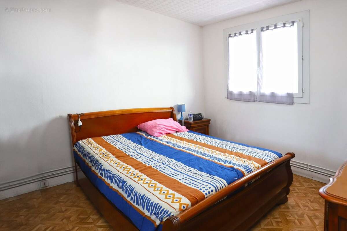Appartement à AUBERVILLIERS