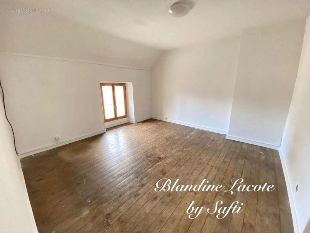 Photo 2 - Maison à BENEVENT-L'ABBAYE