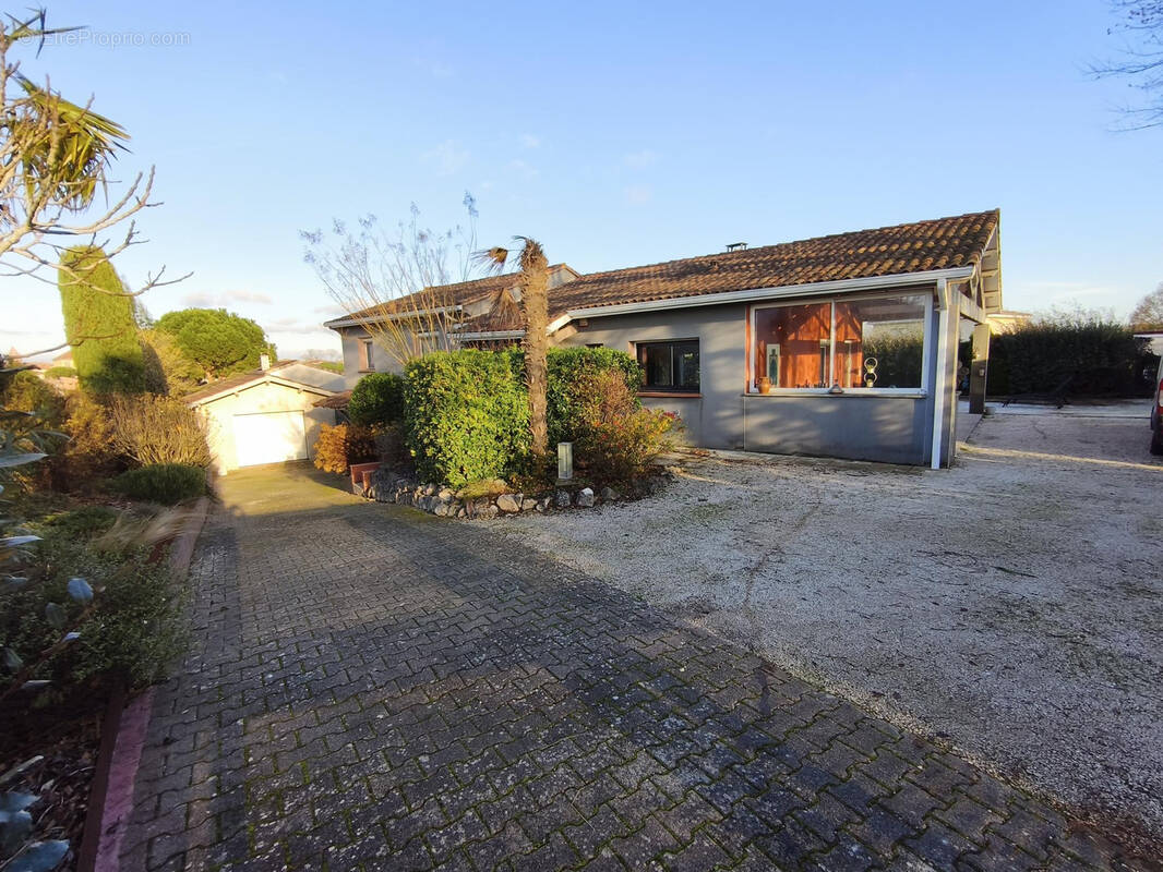 Maison à L&#039;ISLE-JOURDAIN