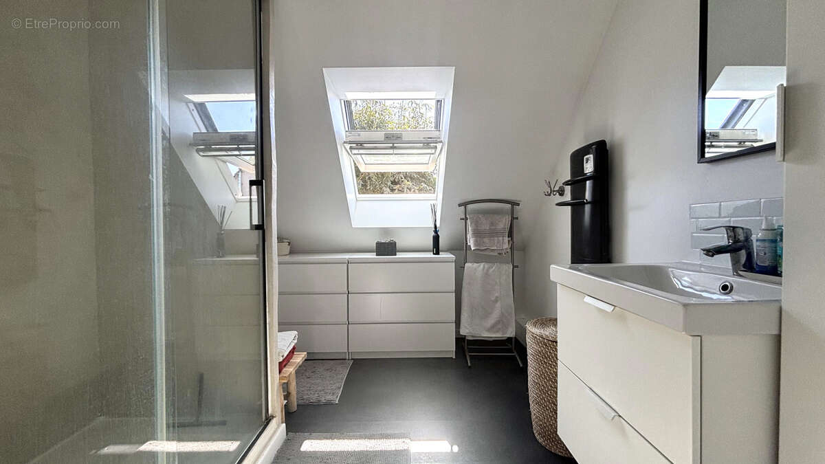 Maison recente en impasse - photo 22