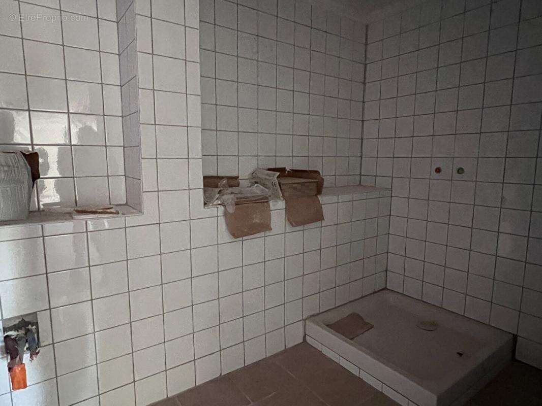 Ensemble immobilier comprenant 5 appartements proche de Barjac - photo 8