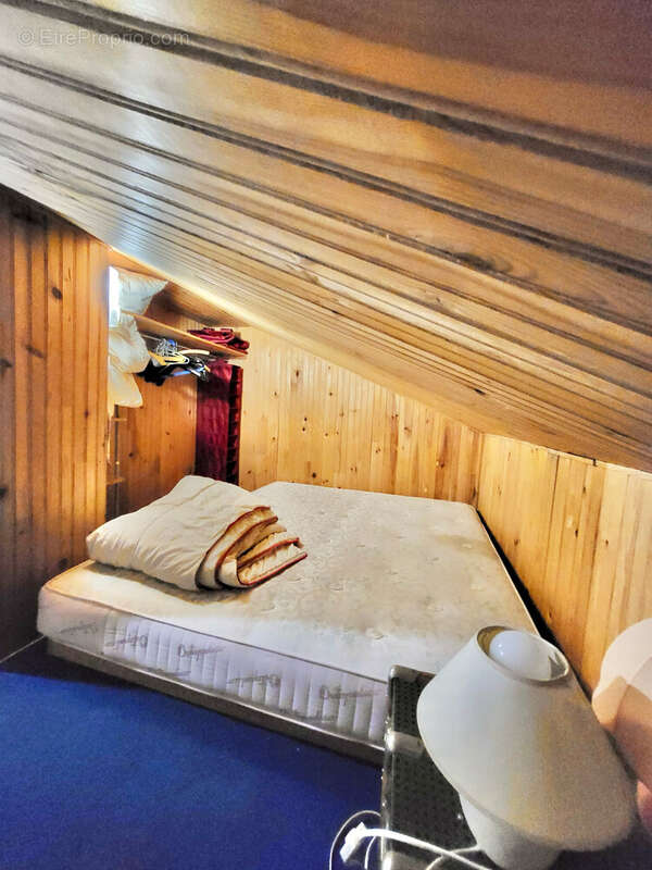 Appartement à AURONS