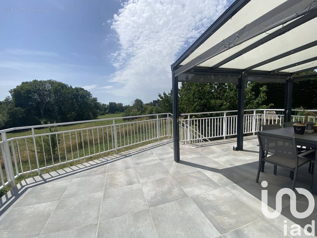 Photo 1 - Maison à VERNY