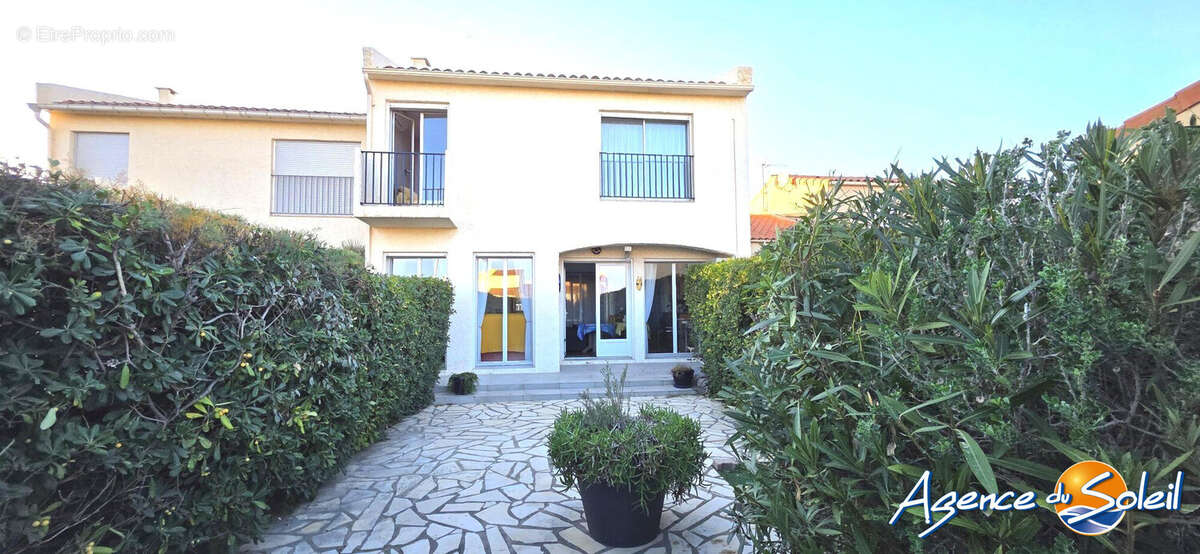 Maison à FLEURY