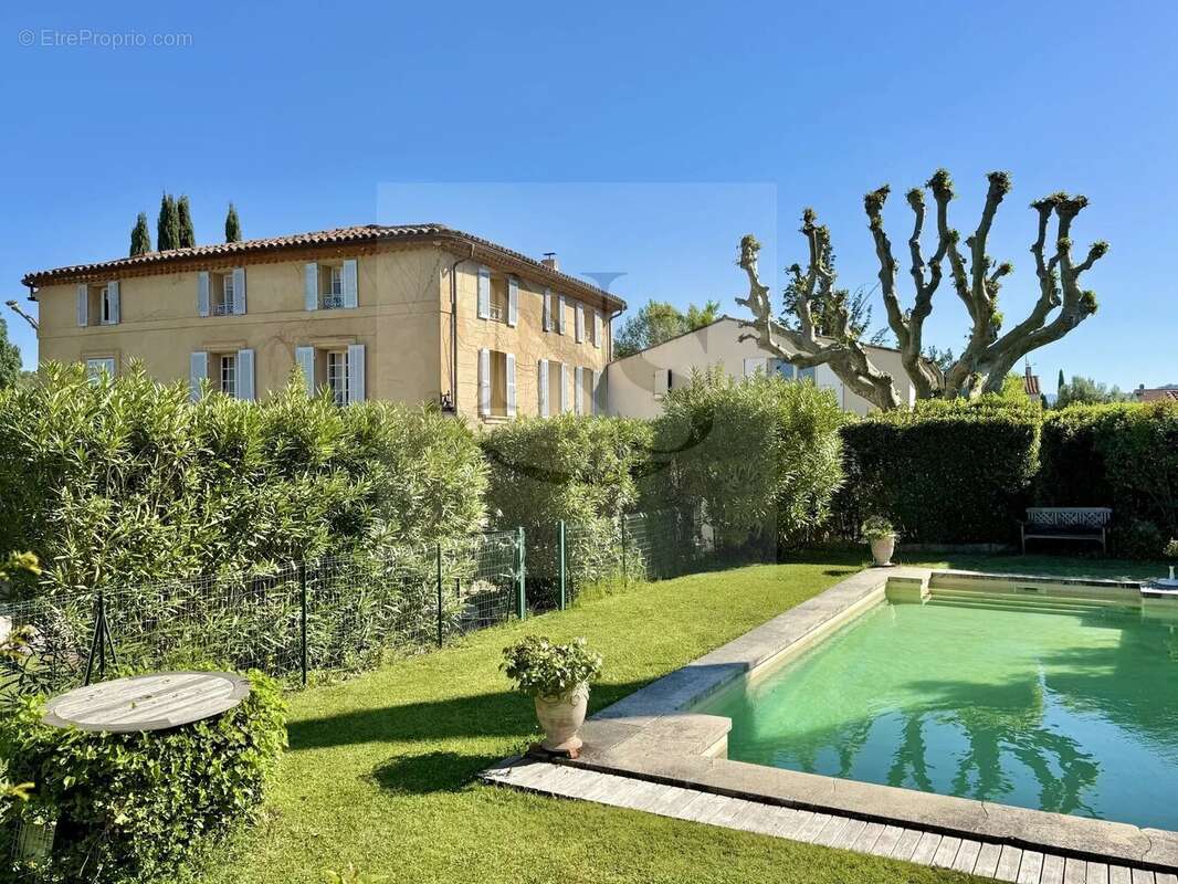 Maison à AIX-EN-PROVENCE