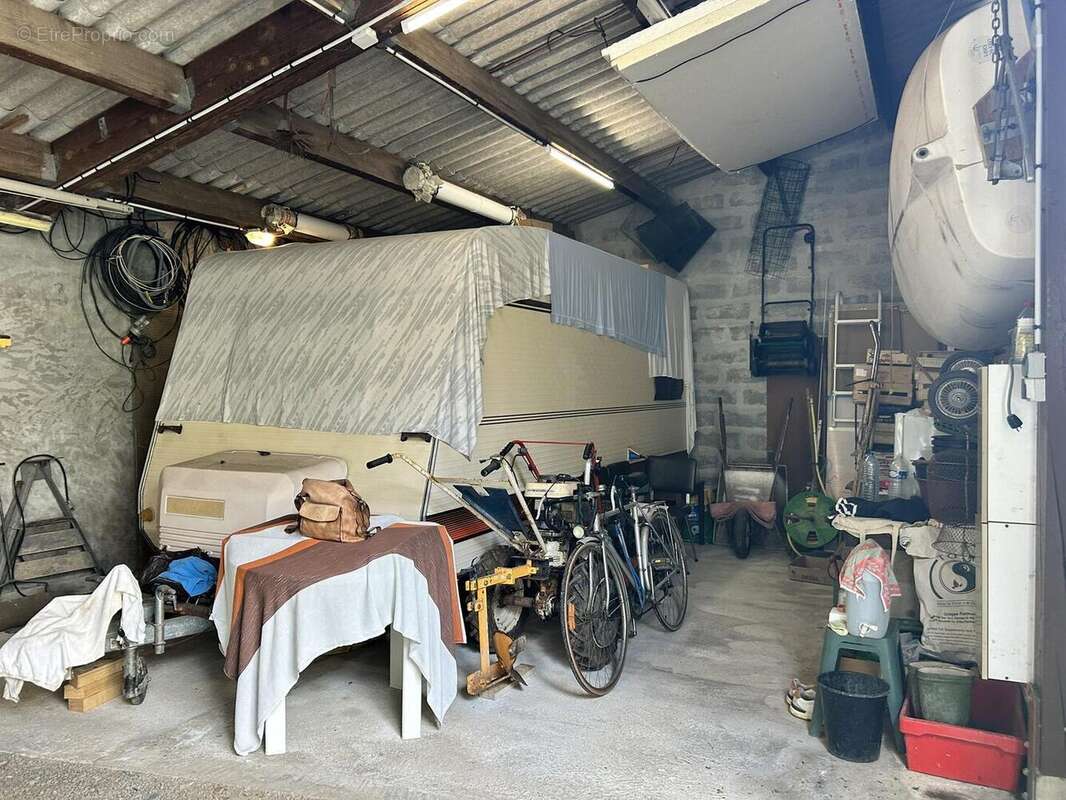 IMG2418 - Parking à NIORT