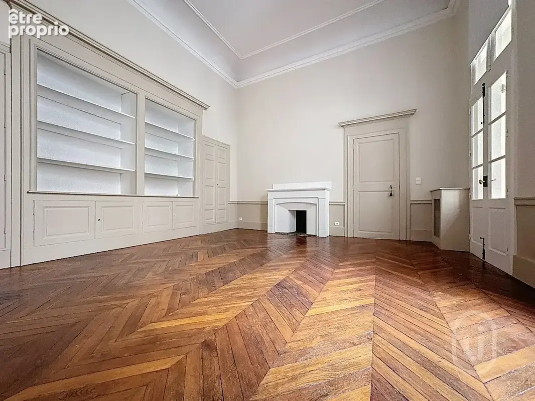 Montpellier - coeur ecusson - t4 bourgeois 202 m² - photo 4