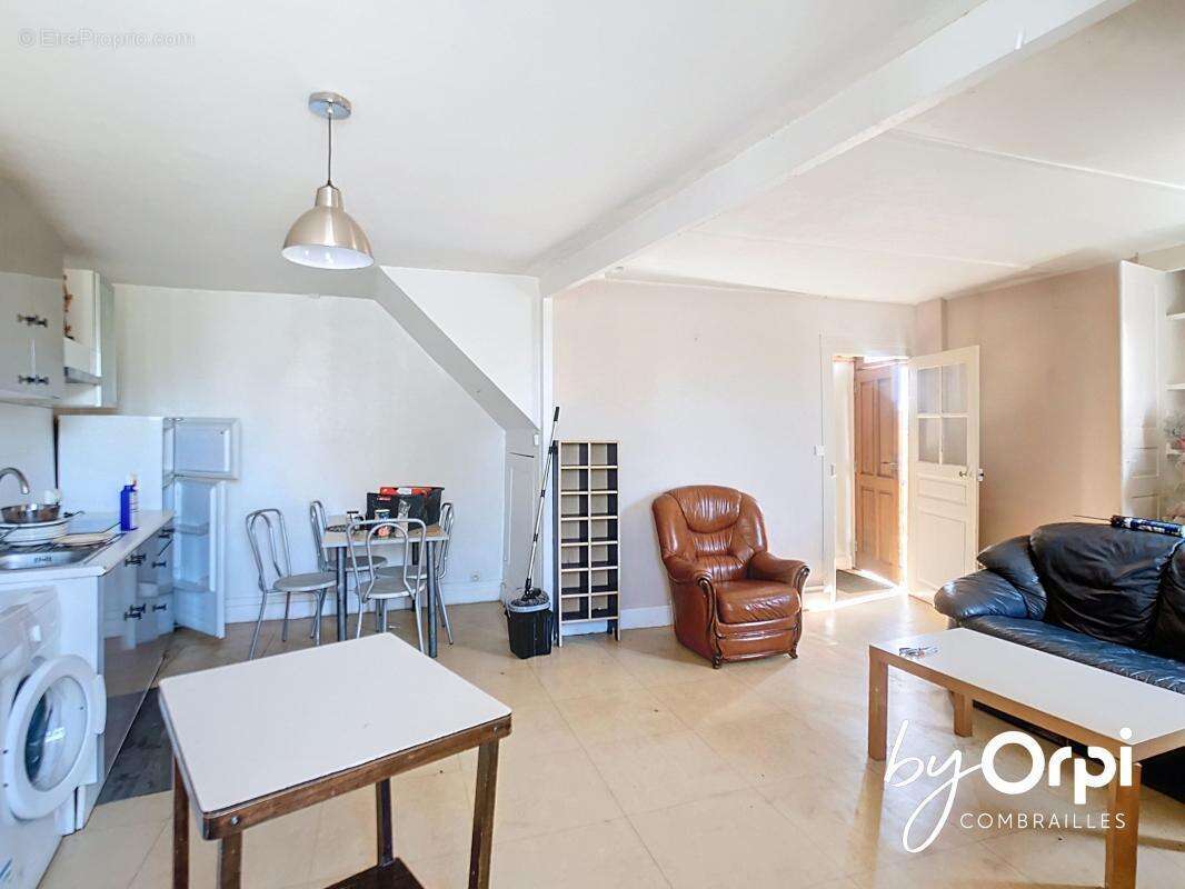 Maison à MARCILLAT-EN-COMBRAILLE