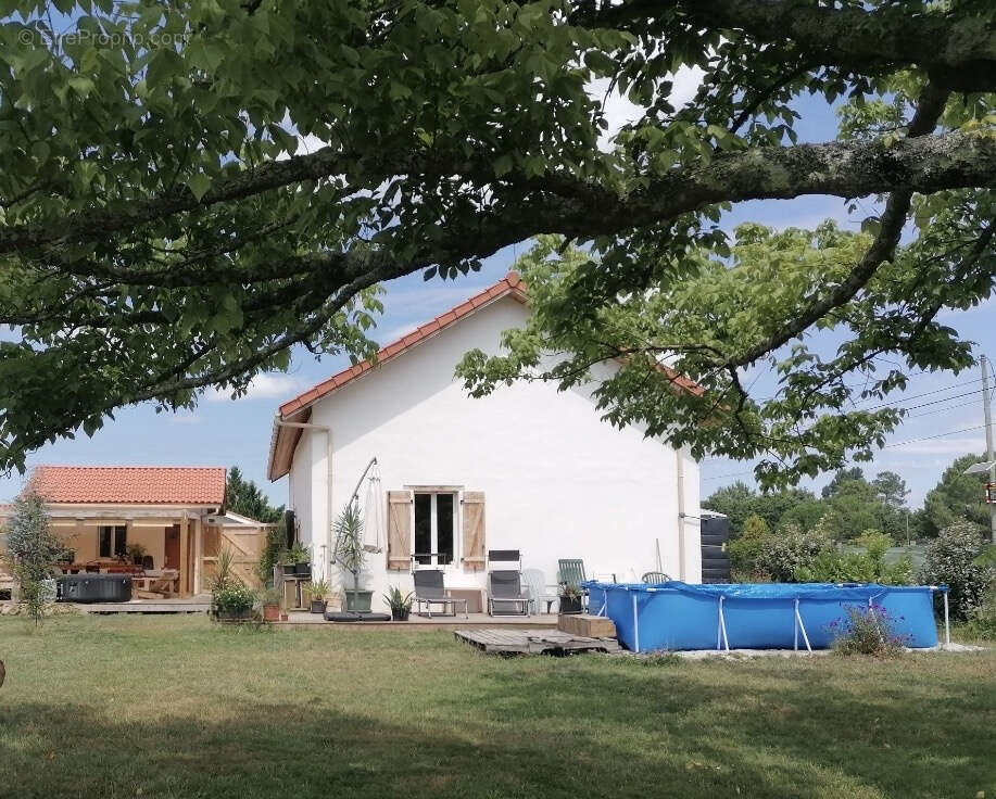 Maison à MESSANGES