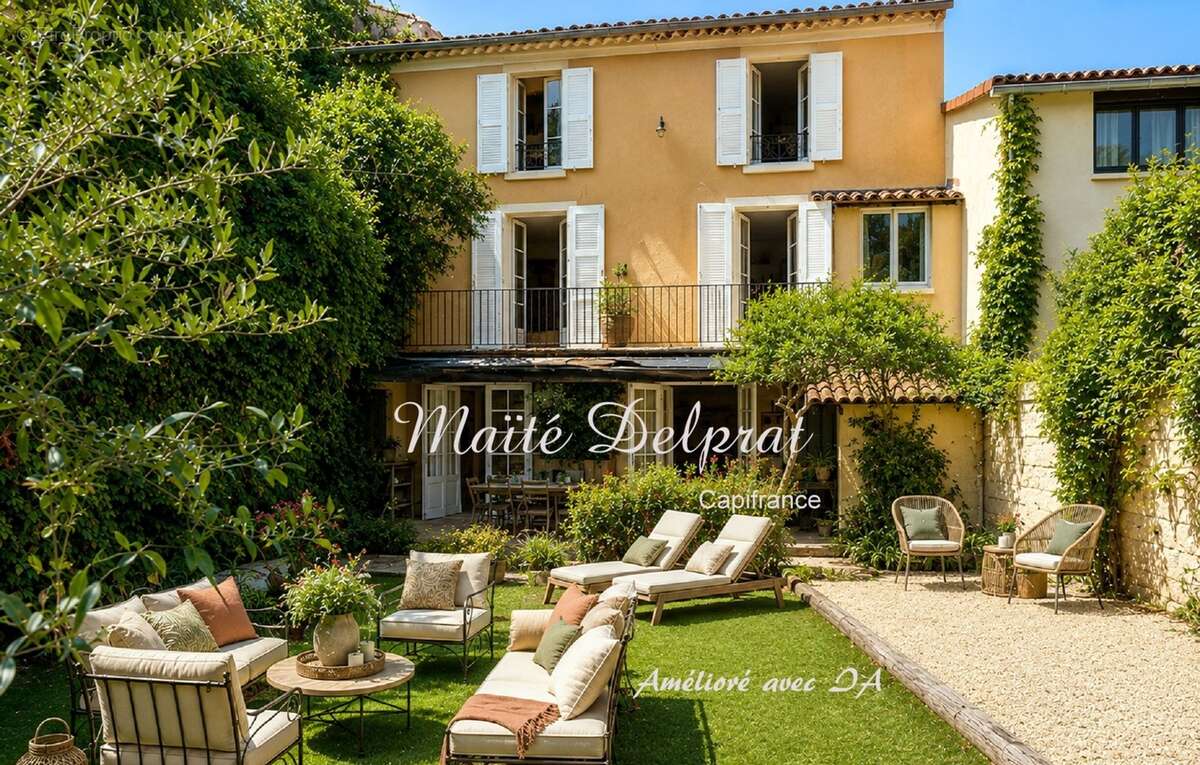 Buis-les-Baronnies – Maison de village de 139 m² avec jardin, 4 chambres, 2 garages, dépendance et vue sur le Pic Saint-Julien - photo 3
