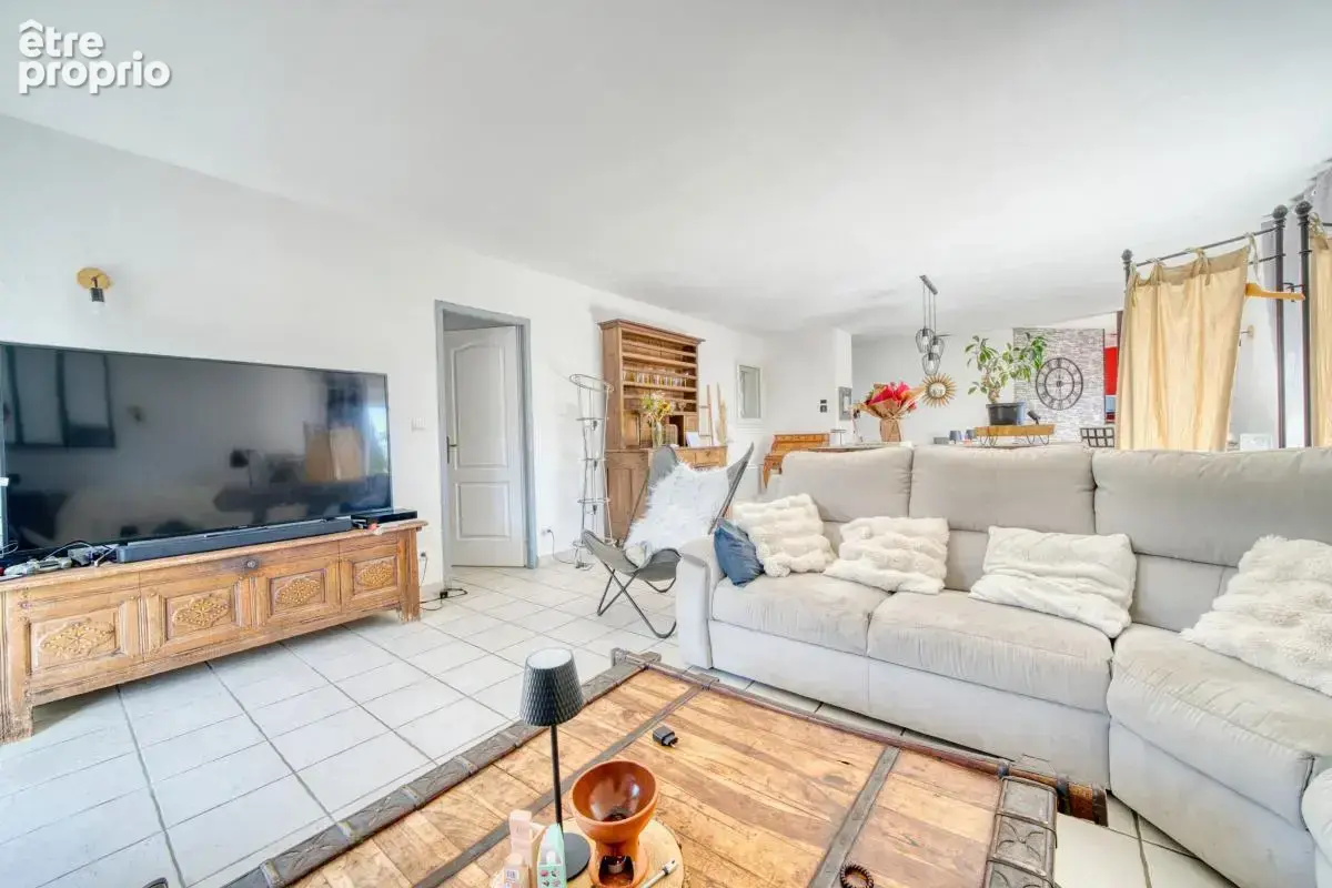 Maison 5 pièces 116 m² à vendre à Nieulle-Sur-Seudre (17600) - photo 5
