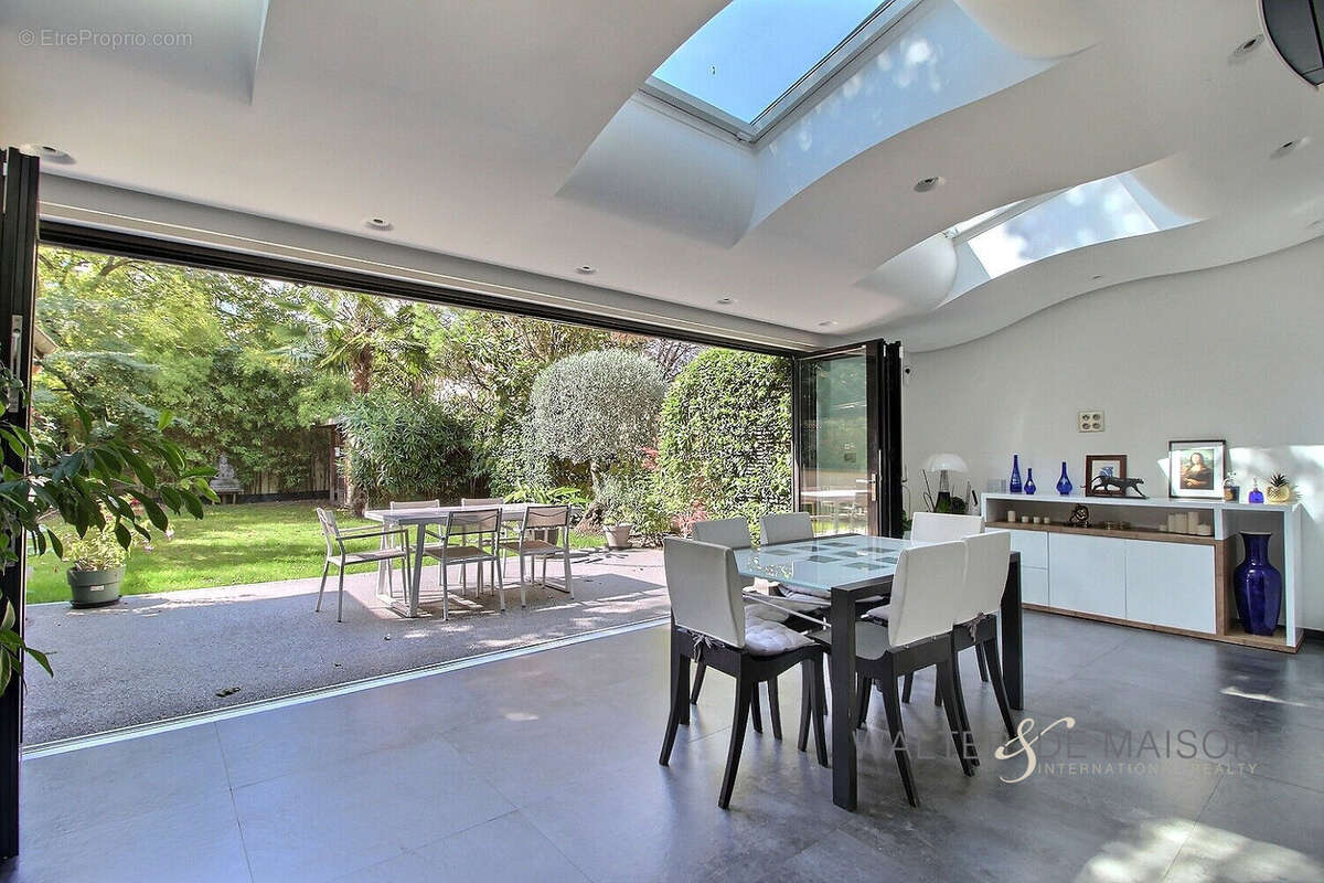 Maison à MAISONS-ALFORT