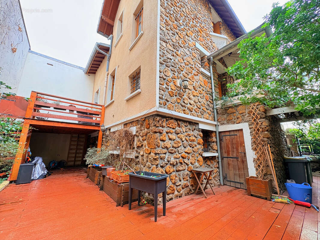 Maison à BAGNEUX