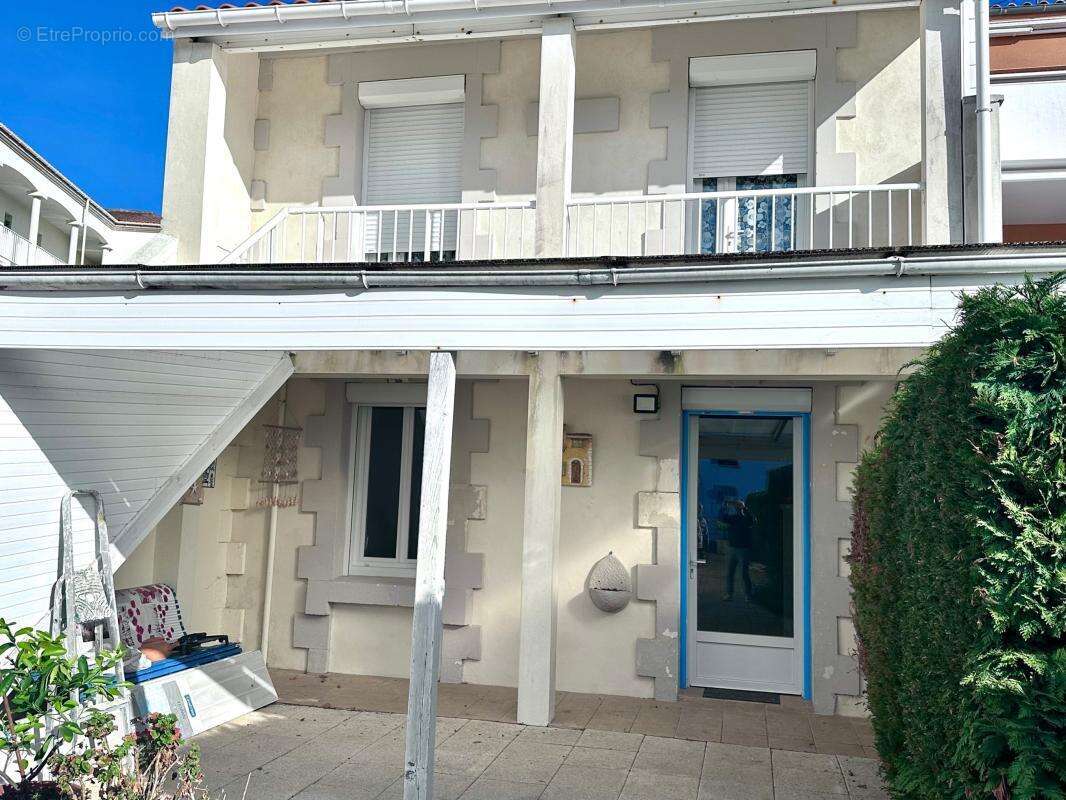 Maison à SAINT-GEORGES-DE-DIDONNE