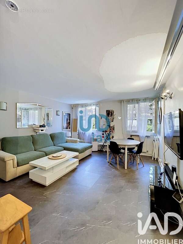 Photo 4 - Appartement à CHOISY-LE-ROI