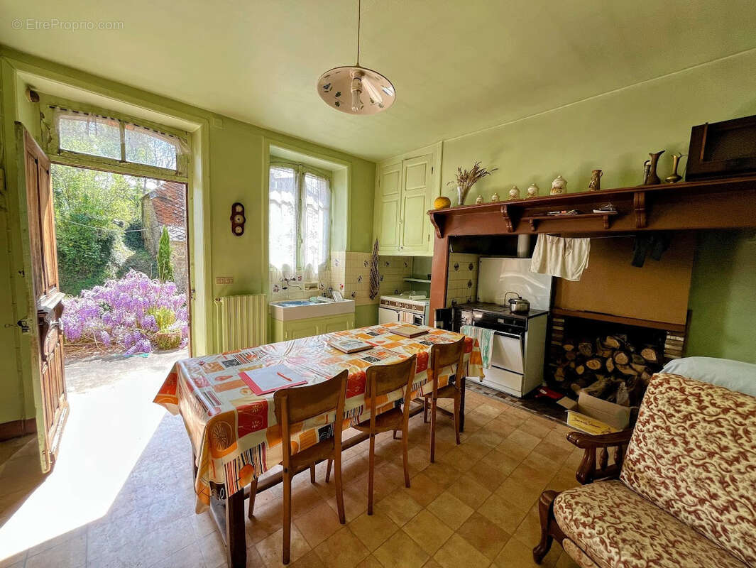 Maison à ESTIVAUX