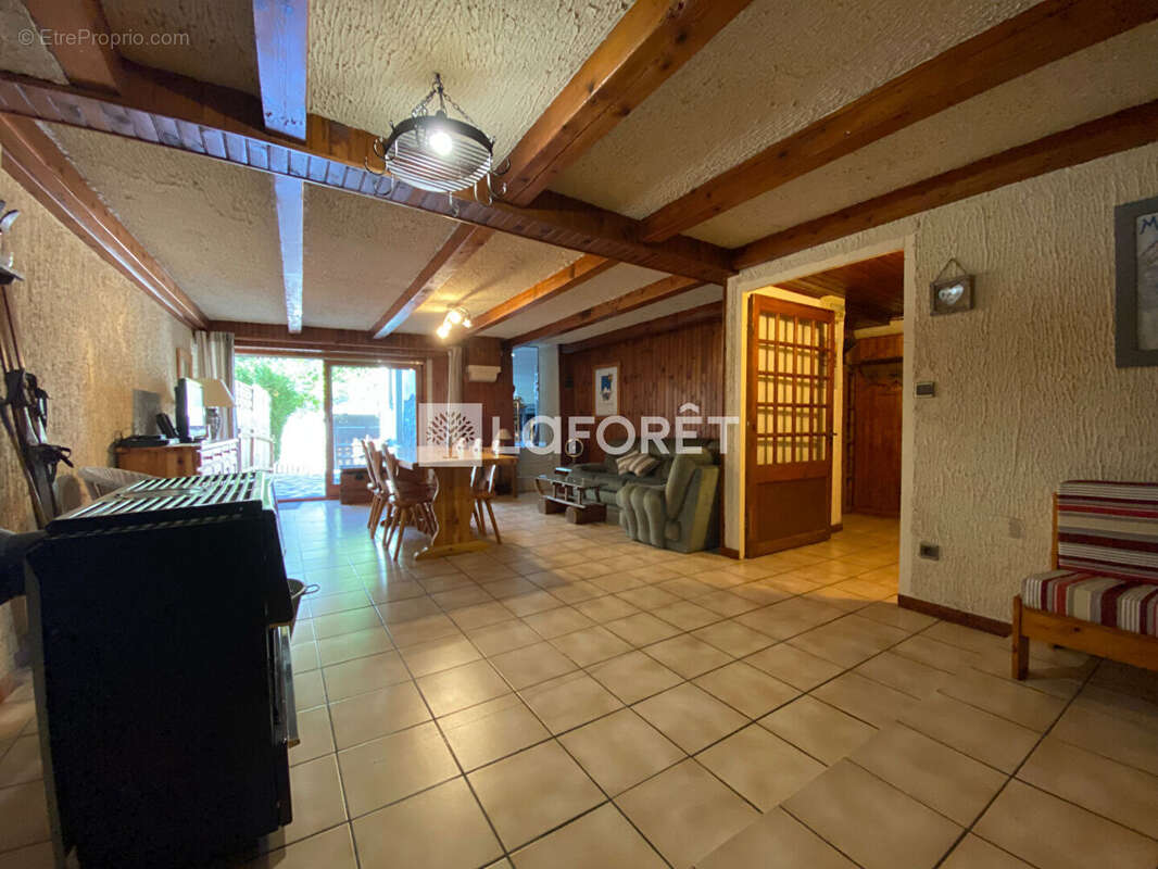 Maison à MONTVALEZAN