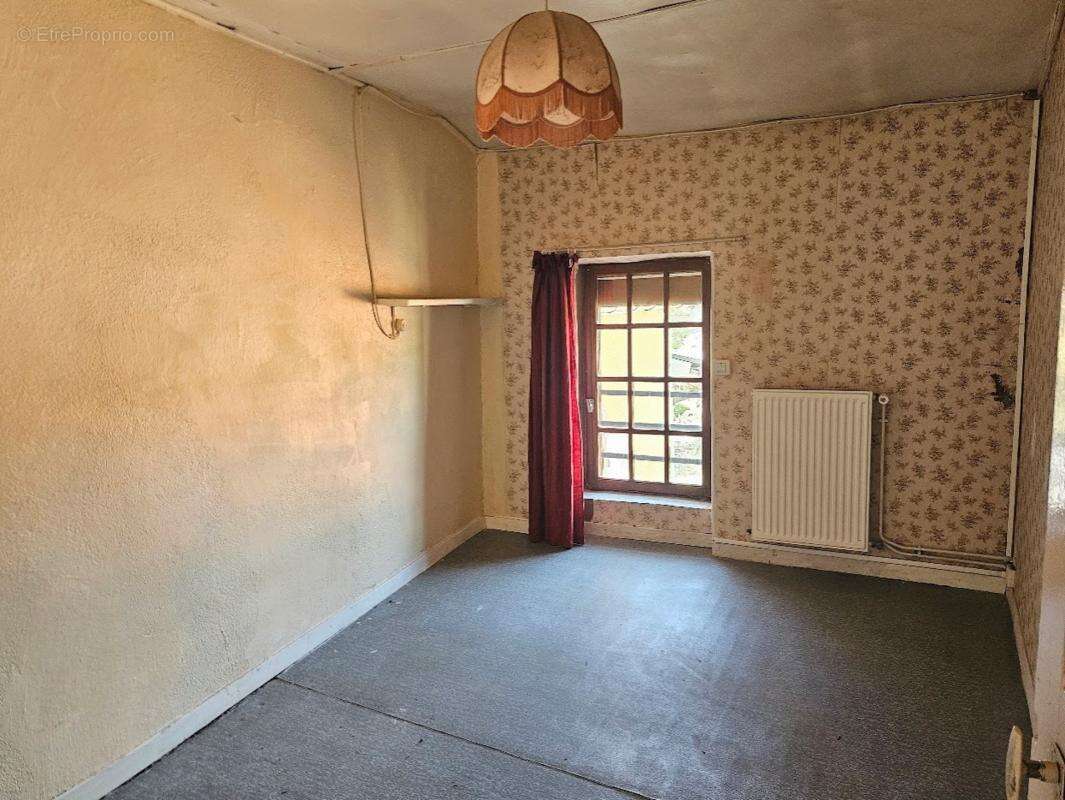 Maison de village - Extérieur - Beau potentiel - photo 13