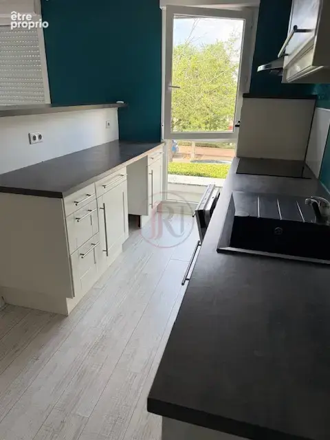 Appartement T4 secteur calme et très recherché - photo 6