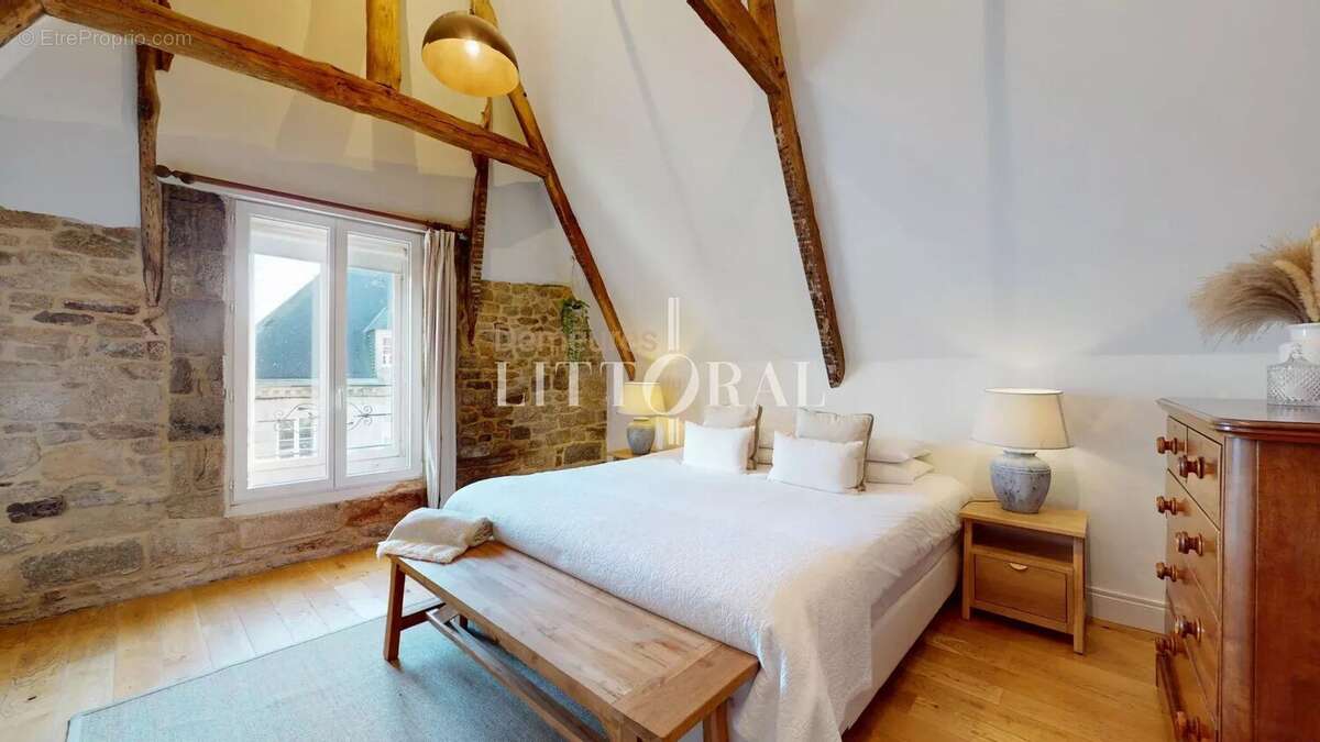 Maison d’hôtes d’exception au cœur de Guémené-sur-Scorff – Charme historique et raffinement contemporain - photo 3