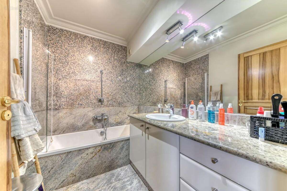 Appartement à LYON-7E