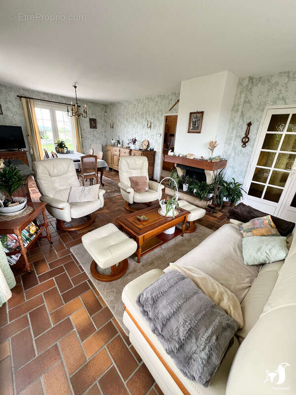 Maison à RAILLENCOURT-SAINTE-OLLE