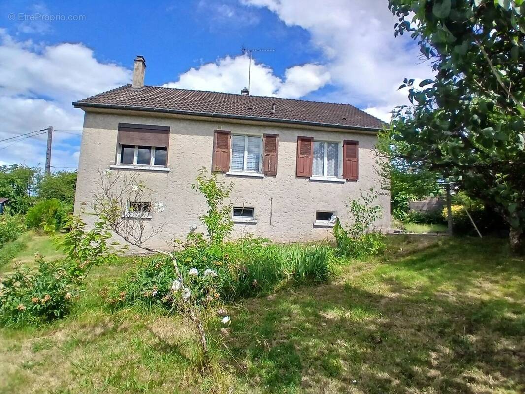 Vente Maison La machine(58260) 59 900ï¿œ - photo 1